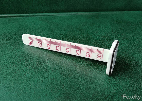 White 8cm Self Leveling Pins Bright Easy To Read Flexible Level Pegs For Concrete