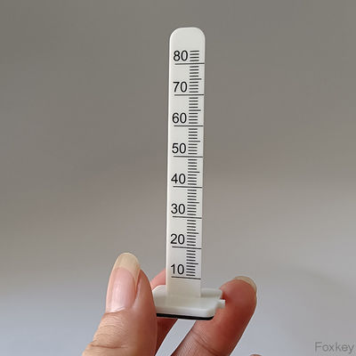 White 8cm Self Leveling Pins Bright Easy To Read Flexible Level Pegs For Concrete